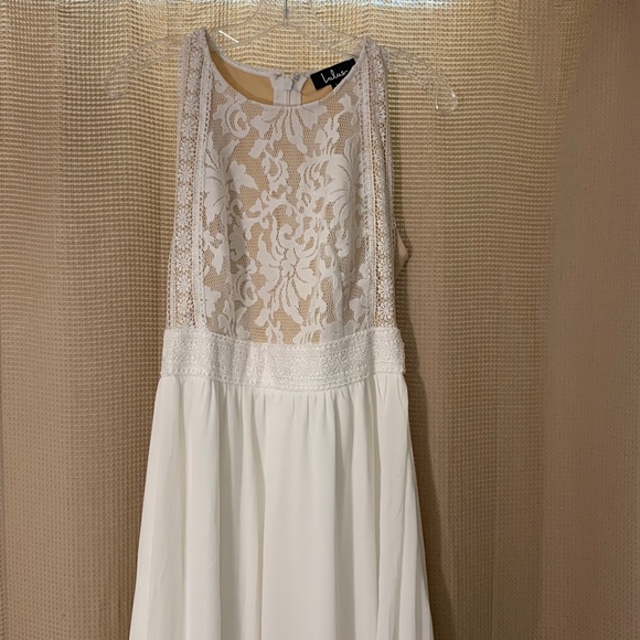 NWOT - Never Worn or AlLulus:Forever and Always Lace Dress Wedding/Formal Dress - Picture 2 of 4